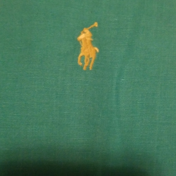 Casual short sleeve button down shirt - Picture 2 of 3